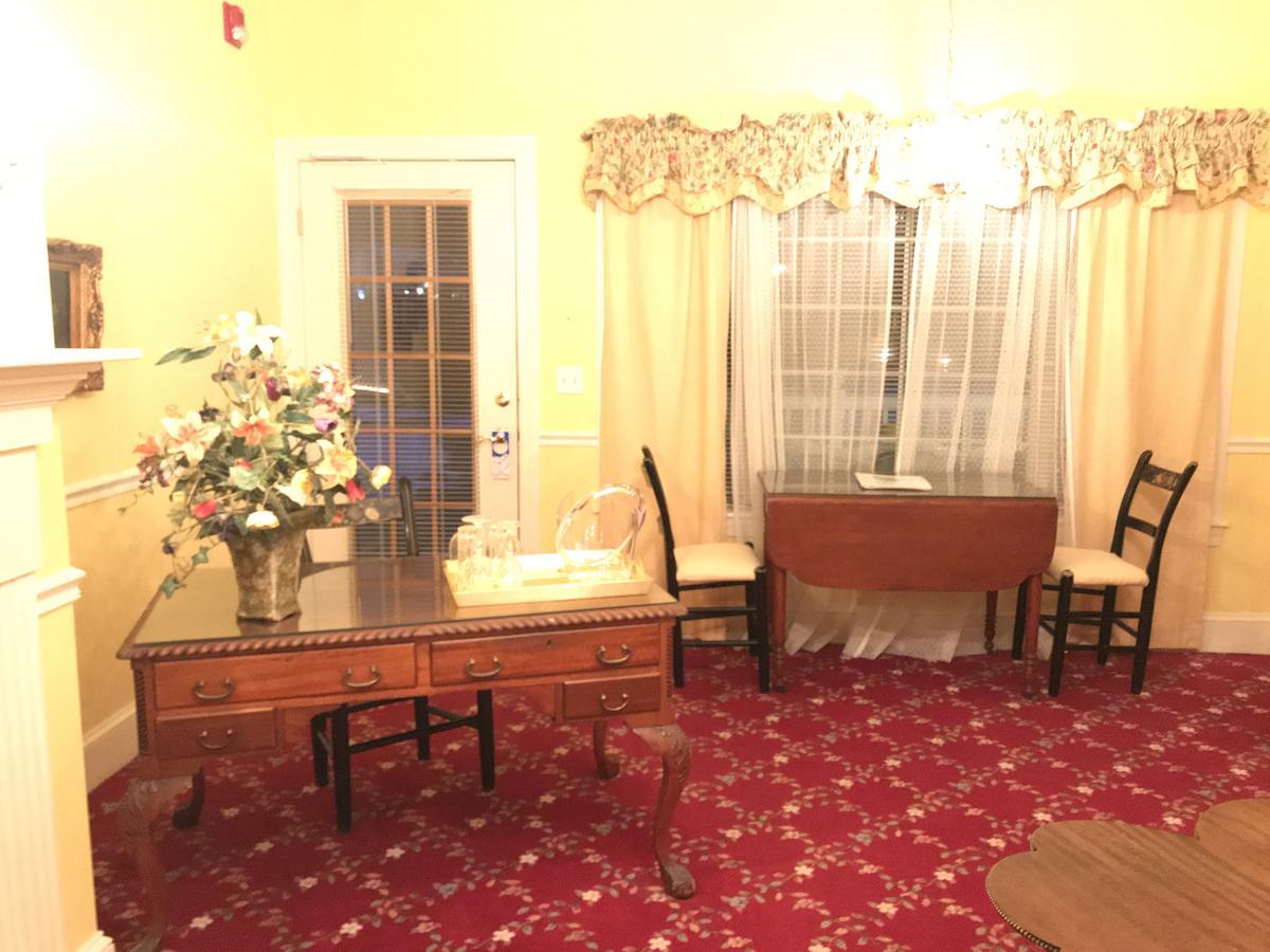 1896 House Country Inn - Barnside Inn 윌리엄스타운 외부 사진