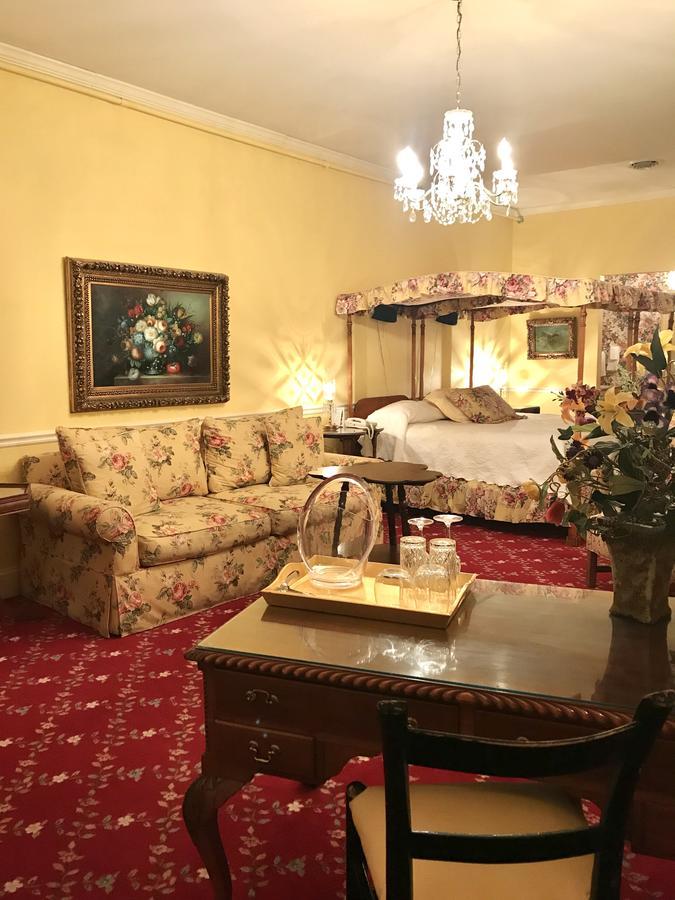 1896 House Country Inn - Barnside Inn 윌리엄스타운 외부 사진