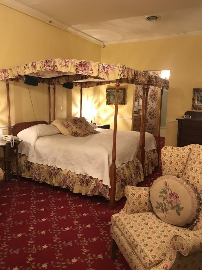 1896 House Country Inn - Barnside Inn 윌리엄스타운 외부 사진