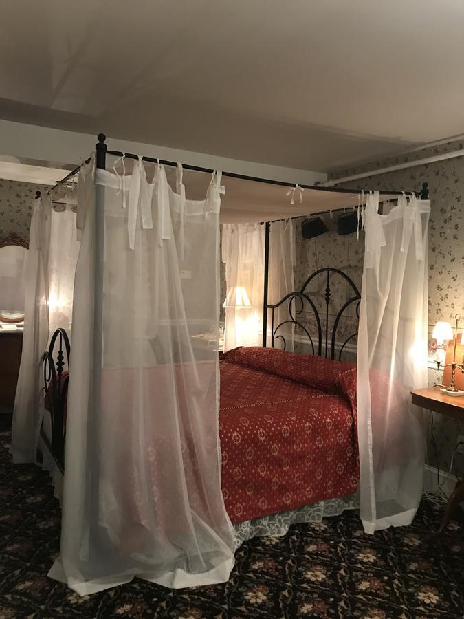 1896 House Country Inn - Barnside Inn 윌리엄스타운 외부 사진